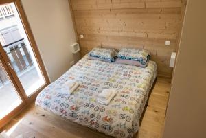 Recently renovated central Morzine apartment