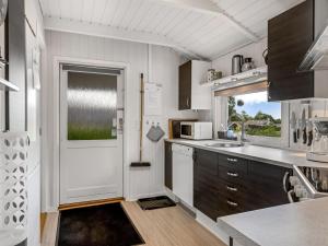 Holiday Home Joonatan - 900m from the sea by Interhome