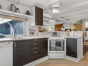 Holiday Home Joonatan - 900m from the sea by Interhome