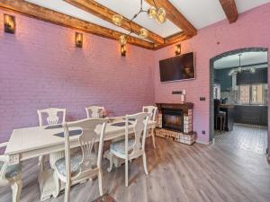 Apartment Carlsbad Suites-3 by Interhome