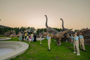 T-Rex Glamping, Dubai Parks and Resorts