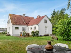 Holiday Home Kätlin - 900m from the sea by Interhome