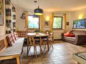 Holiday Home Am Weitfeld-1 by Interhome