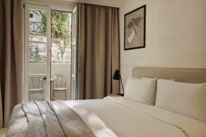 Doryssa Theorem Hotel