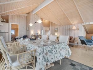 Holiday Home Bruse - 200m from the sea by Interhome