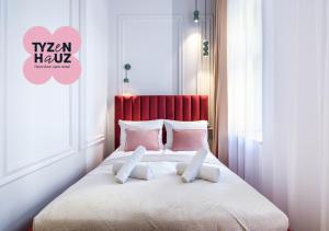 Tyzenhauz Apartments Siemiradzkiego Street