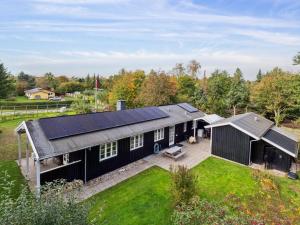 Holiday Home Domi - 1-3km from the sea by Interhome