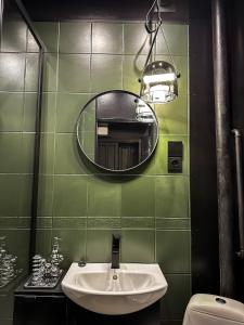 Stylish design apartment next to Central Station