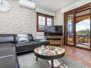 Holiday Home Perla by Interhome