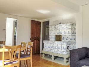 Apartment Chalet Jolimont-2 by Interhome