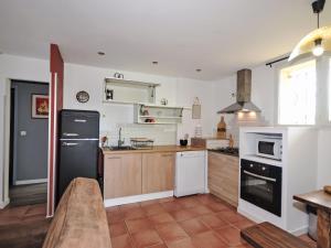 Apartment Les Santons by Interhome