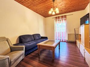 Apartment Mittagskogel by Interhome