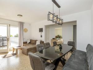 Holiday Home Amigos by Interhome