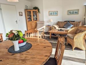 Apartment Bellevue-5 by Interhome