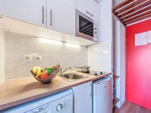 Studio Les Olympiades-13 by Interhome