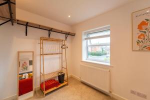 Stylish 4 Bedroom -Relocation-Leisure-Fast WiFi- Guests 8