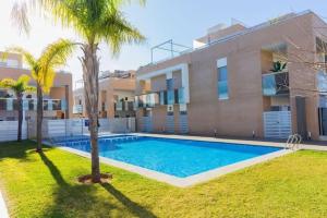 Centrally located apartment with private garden