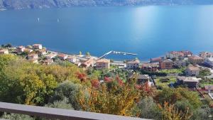 Bettys Balcony, Wonderful Lake View