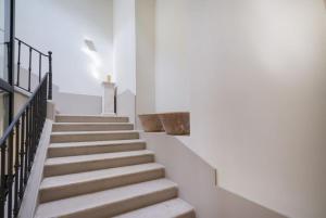 Palazzo Della Tore 001-Elegant Historic Escape