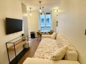 Champs-Elysées Executive Suite