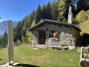 Idyllisches und alleinstehendes Maiensäss in Valposchiavo