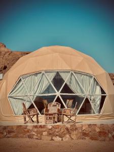Rum Leno Luxure camp
