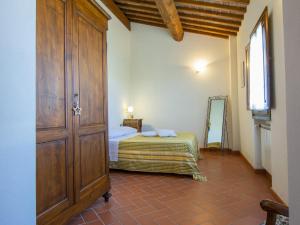 Apartment Borgo Fontana-5 by Interhome