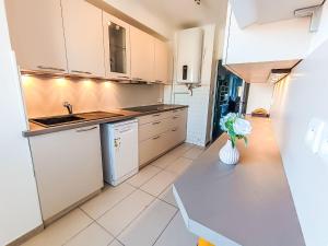 Apartment Le Victor Hugo by Interhome