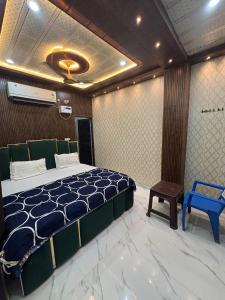 Omji Darshan Bhawan - 2km from Ram Temple