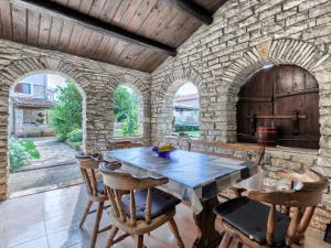 Holiday Home Mauro by Interhome