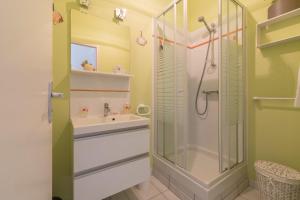 La Birochère - 400 m plage - Parking