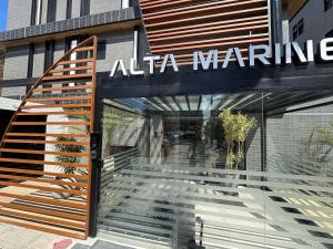 Flat beira-mar pé na areia com varanda