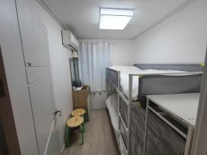Hallo Sunny private house 2nd floor Seoul Station 7 minutes on foot
