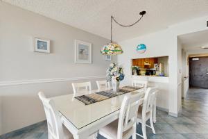 Sea Colony - 904N Edgewater House Rd