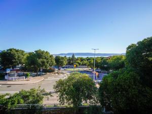 Apartment Plavi by Interhome