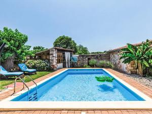 Holiday Home Matohanci by Interhome