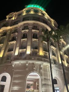 Sublime 2 pièces vue Mer Palais Miramar