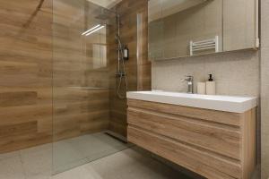 MoHost Art - Feel the Art of Comfort