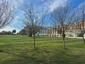 New Light house golf apartment