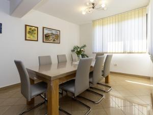 Apartment Meri by Interhome