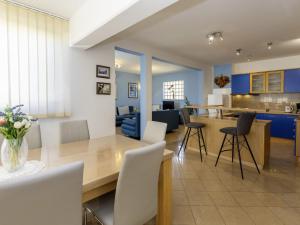 Apartment Meri by Interhome