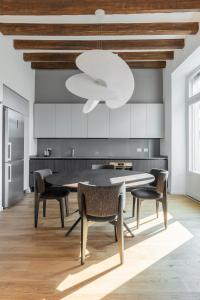 Tricolore - Luxury Apartments By Design Club Collection