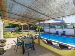 Holiday Home Sandra by Interhome