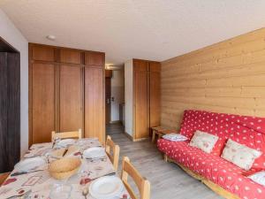 Appt familial avec balcon à Méribel Mottaret - FR-1-355-89