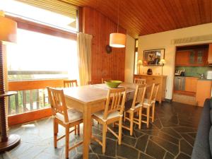 Chalet 5 ch, 11 pers, terrasse sud, Les Carroz - FR-1-572-115