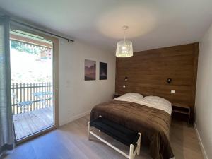 Superbe appart 3P au pied des pistes, parking couvert, terrasse, WiFi - Les Carroz - FR-1-572-288