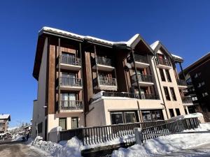 Studio 4 pers au pied des commerces, 450 m des pistes - FR-1-572-256