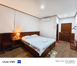 DONDET Vixay Sunset And River View