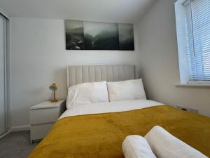 2 Private Contractor-Friendly Rooms