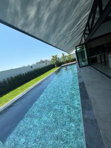 913 Luxury Pool Villa Khaolak